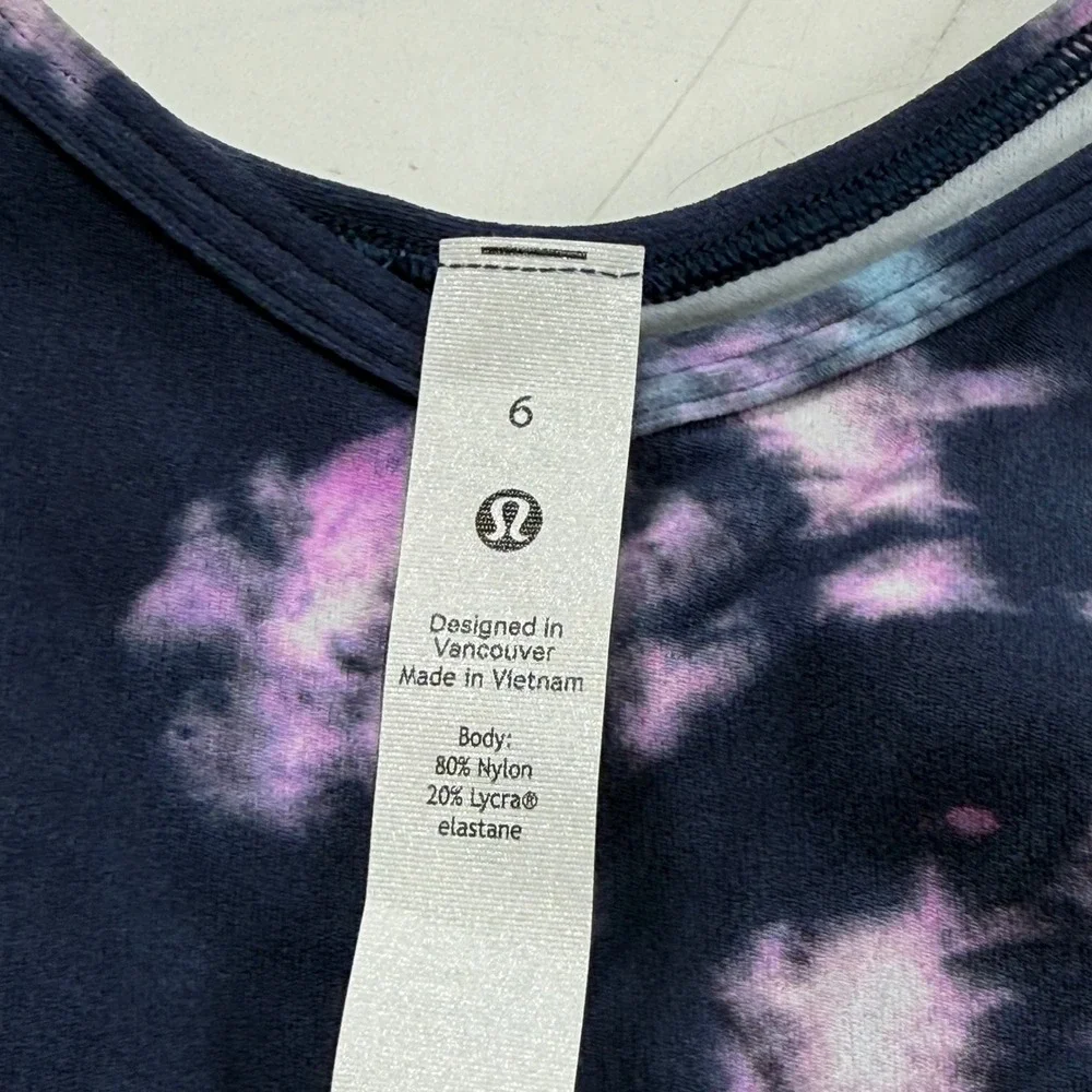 Lululemon Align T-Shirt Tie Dye Mineral Blue Multi‎ Women's Size 6